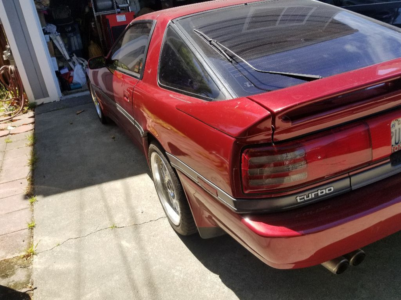 Illustration for article titled At $9,500, Might This 1990 Toyota Supra Turbo Make You Forget About The New One?